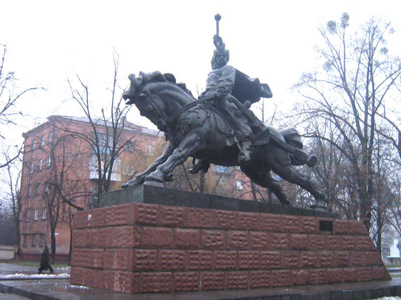 Памятник Богдану